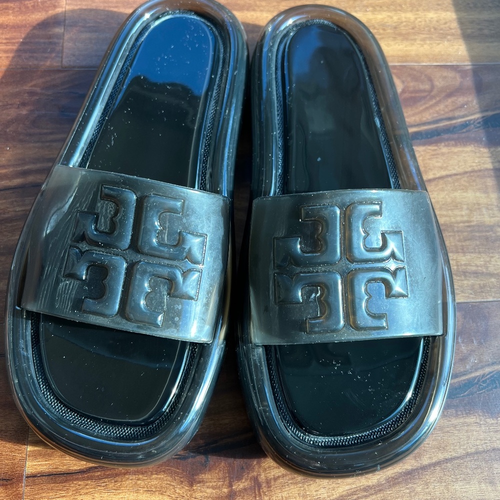 Tory Burch bubble sandals